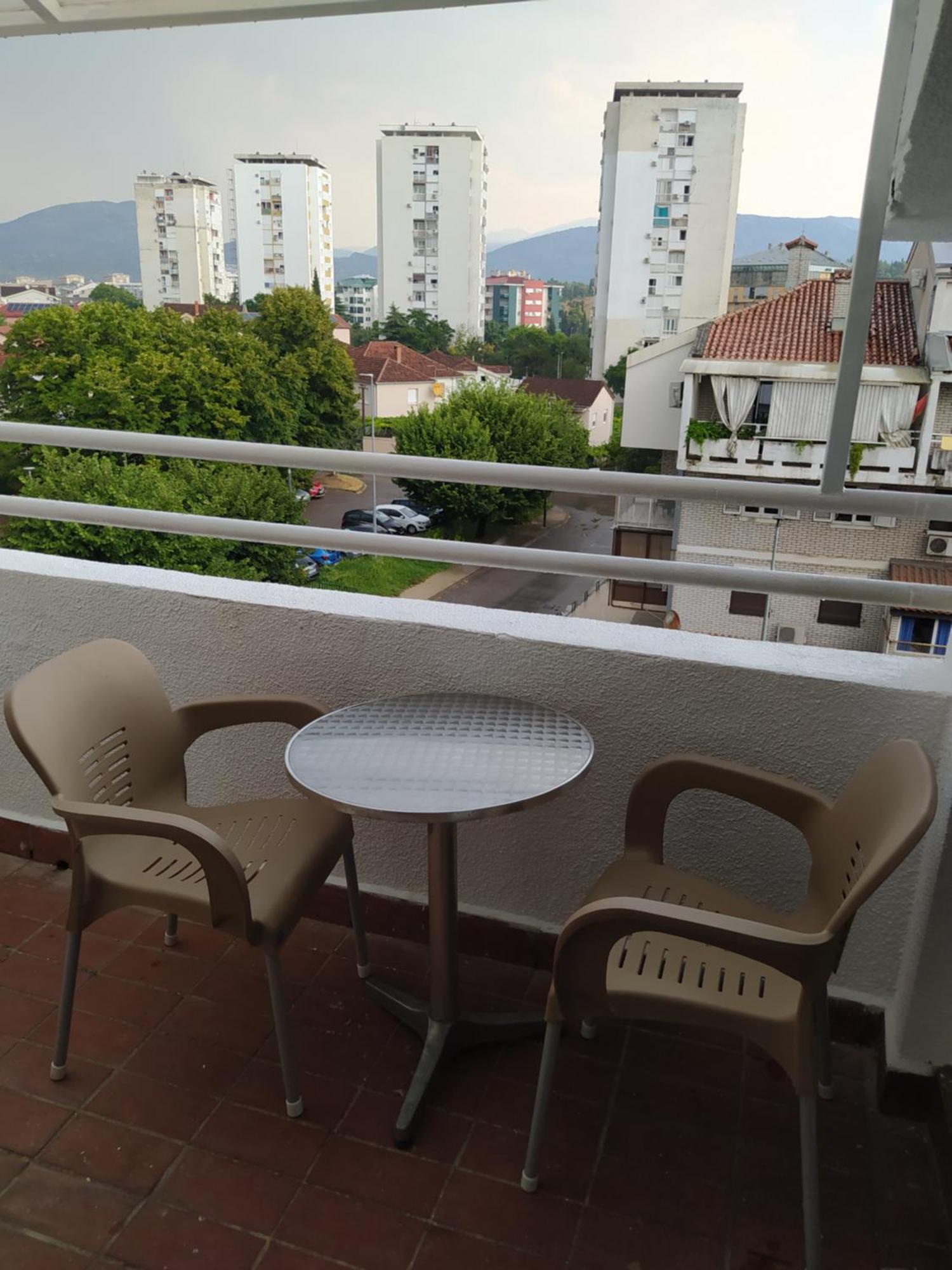 Apartman Senka 2 Apartment Podgorica Exterior photo